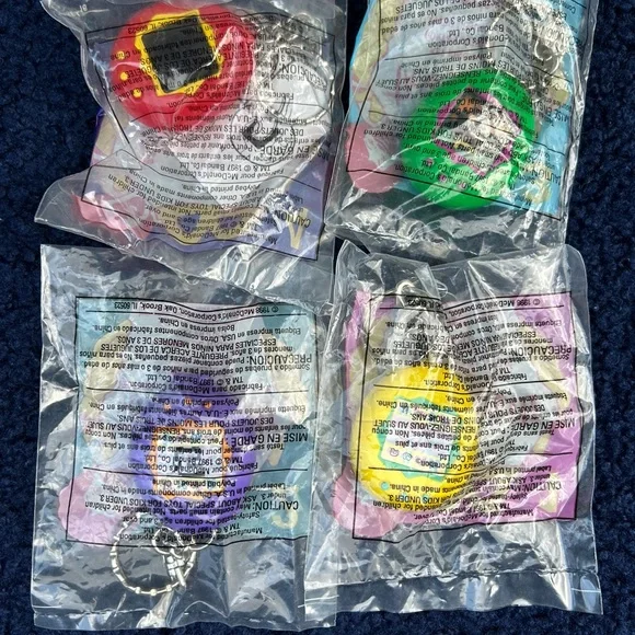 Tamagotchi McDonald’s Happy Meals Toy NEW OPENED 1998 set of 8 - Picture 6 of 6